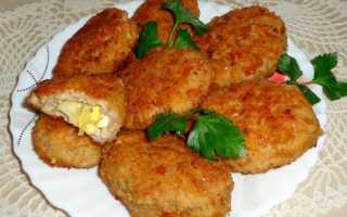 Как приготовить сочные зразы из фарша с яйцом
